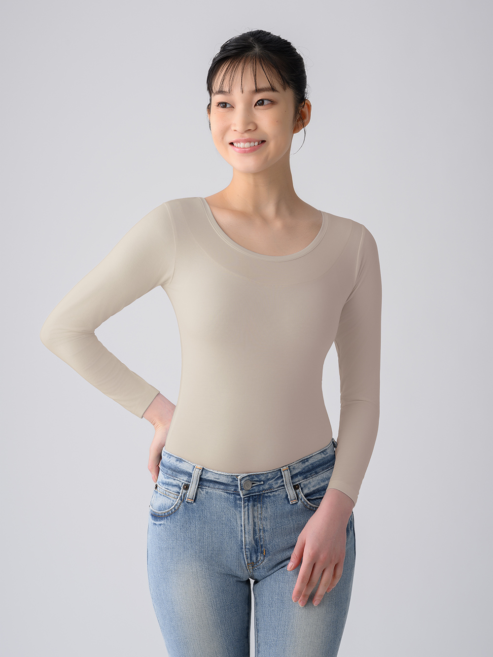 ReD バイタルテック Uネックインナー長袖 肩・腰コリ改善 ベージュ 3L ベージュ 3L