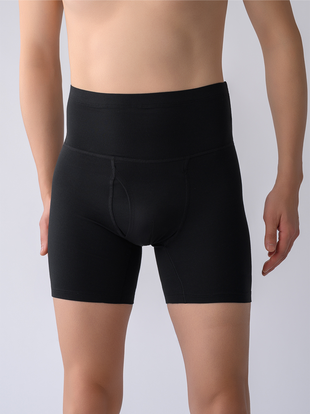 モデル:180cm / Lサイズ着用